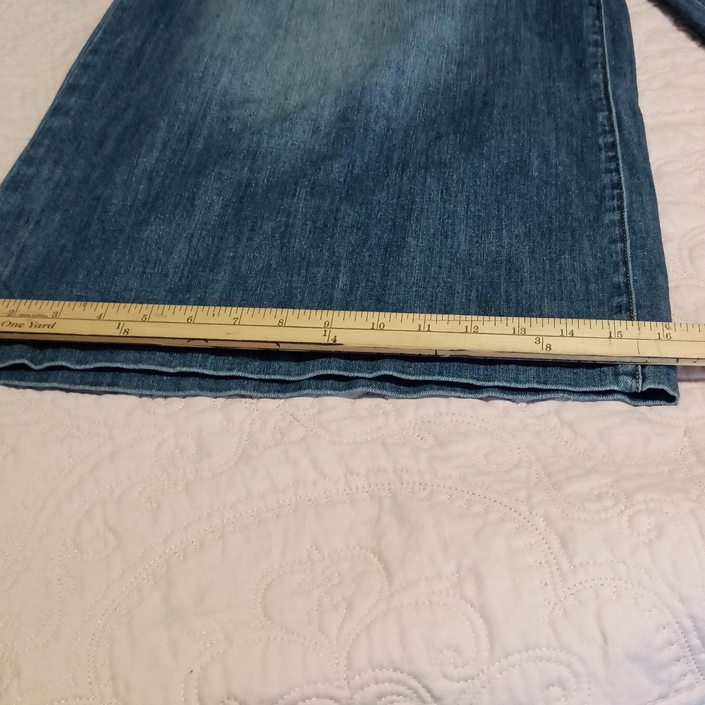 Pilcro and the Letterpress Wide-Leg Blue Denim Culottes - Picture 3 of 9